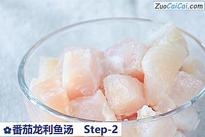 番茄龙利鱼汤做法第二步骤