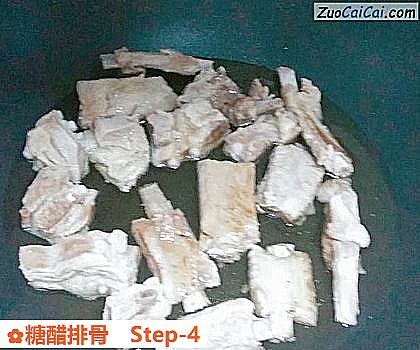 糖醋排骨做法第四步骤