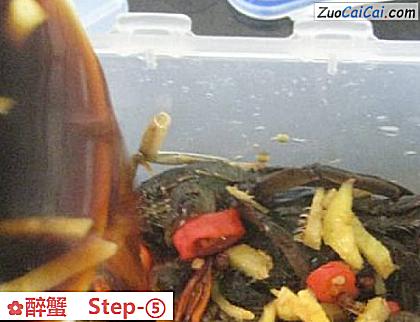醉蟹做法第五步骤