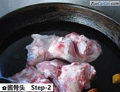 酱骨头做法第二步骤