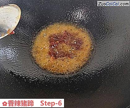 香辣猪蹄做法第六步骤