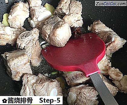 酱烧排骨做法第五步骤