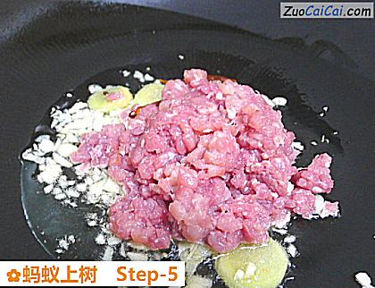 蚂蚁上树做法第五步骤