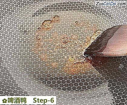 啤酒鸭做法第六步骤