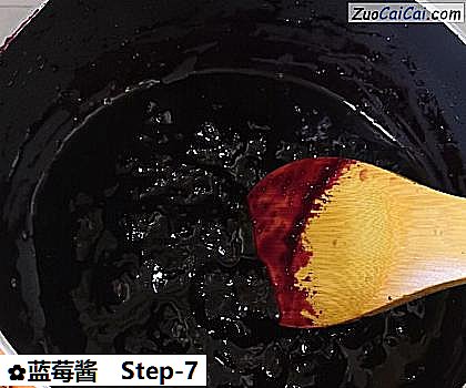 蓝莓酱做法第七步骤