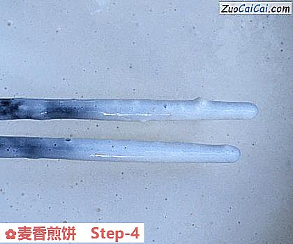 麦香煎饼做法第四步骤