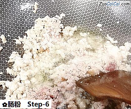 肠粉做法第六步骤