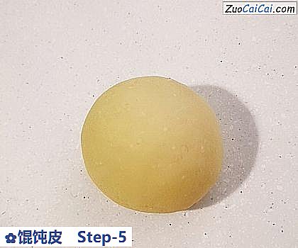 馄饨皮做法第五步骤