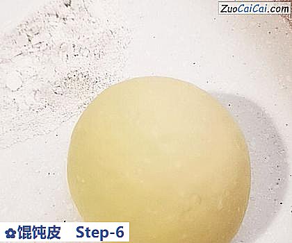 馄饨皮做法第六步骤