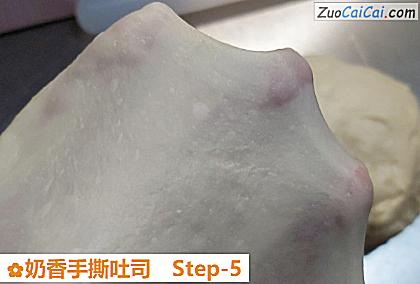 奶香手撕吐司做法第五步骤