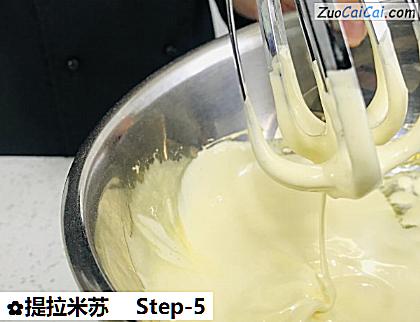 提拉米苏做法第五步骤