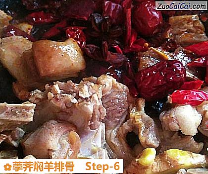荸荠焖羊排骨做法第六步骤