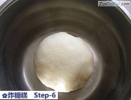 炸糖糕做法第六步骤