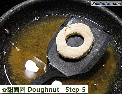 甜面圈Doughnut做法第五步骤