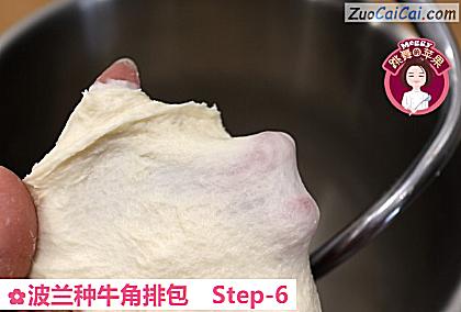 波兰种牛角排包做法第六步骤