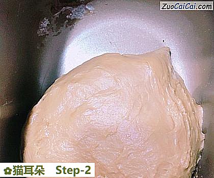 猫耳朵做法第二步骤