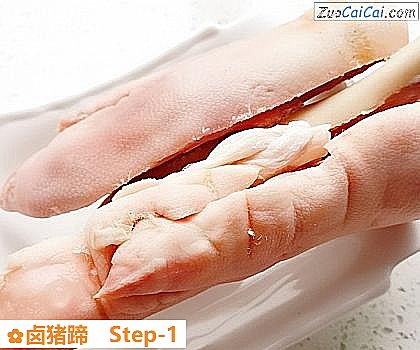 卤猪蹄做法第一步骤