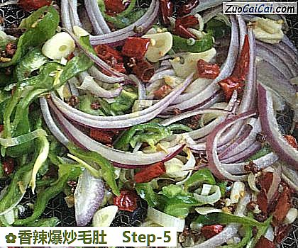 香辣爆炒毛肚做法第五步骤