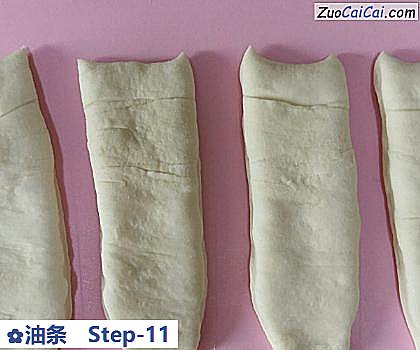 油条做法第十一步骤