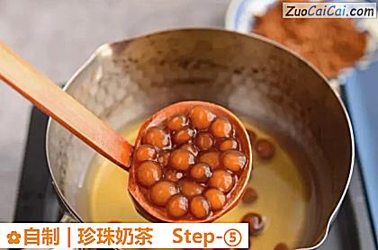 自制|珍珠奶茶做法第五步骤