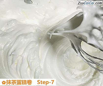 抹茶蛋糕卷做法第七步骤