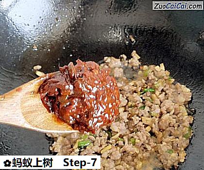 蚂蚁上树做法第七步骤