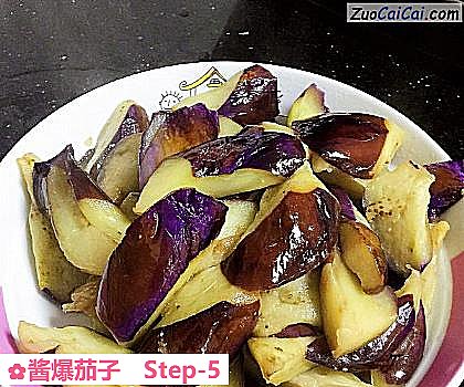 酱爆茄子做法第五步骤