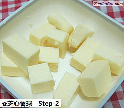 芝心薯球做法第二步骤