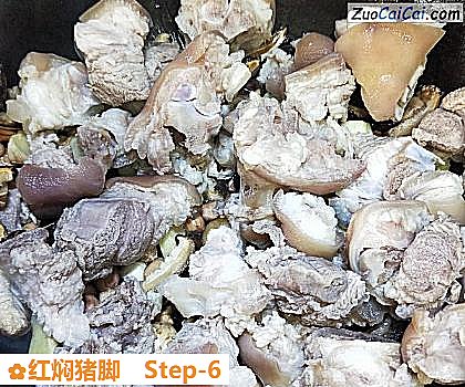 红焖猪脚做法第六步骤