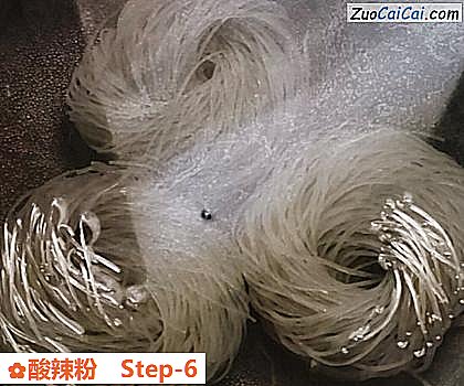酸辣粉做法第六步骤