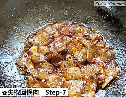 尖椒回锅肉做法第七步骤