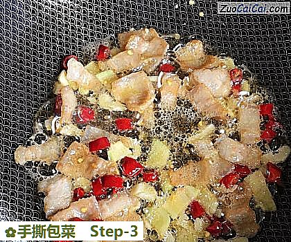 手撕包菜做法第三步骤