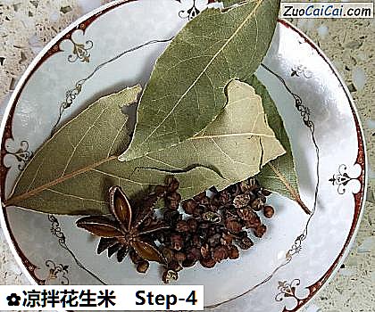 凉拌花生米做法第四步骤