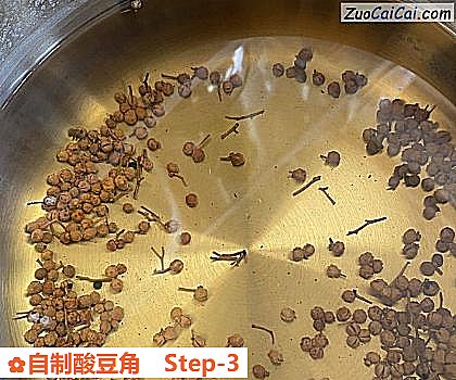 自制酸豆角做法第三步骤