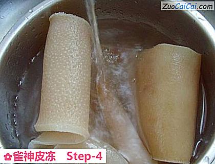 雀神皮冻做法第四步骤