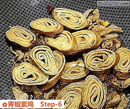 青椒素鸡做法第六步骤