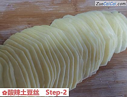 酸辣土豆丝做法第二步骤