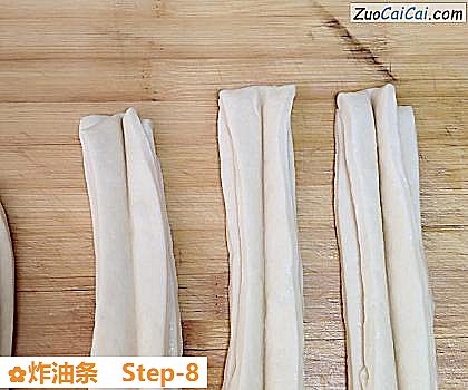 炸油条做法第八步骤