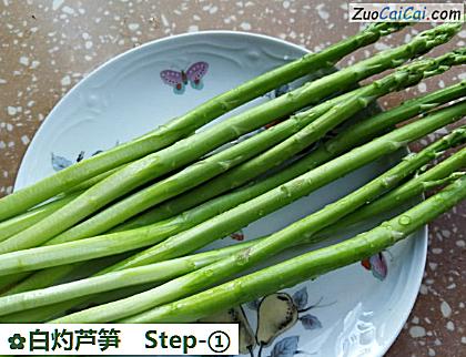 白灼芦笋做法第一步骤