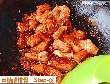 糖醋排骨做法第五步骤