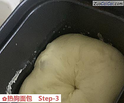 热狗面包做法第三步骤