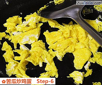 苦瓜炒鸡蛋做法第六步骤