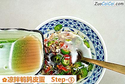 凉拌鹌鹑皮蛋做法第五步骤