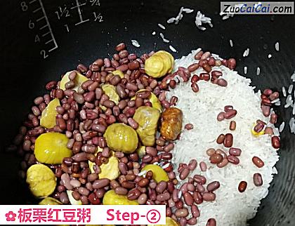 板栗红豆粥做法第二步骤
