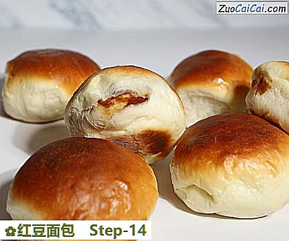 红豆面包成品图2