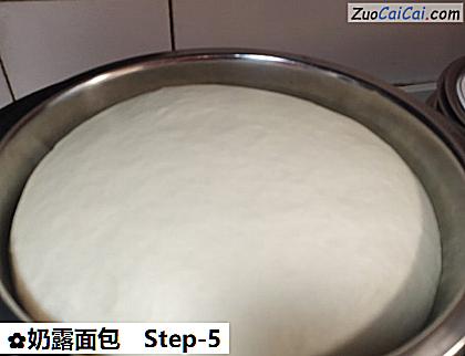 奶露面包做法第五步骤