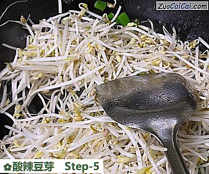 酸辣豆芽做法第五步骤