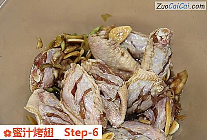 蜜汁烤翅做法第六步骤