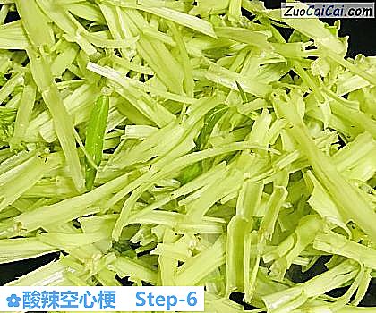 酸辣空心梗做法第六步骤