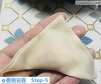 香煎云吞做法第五步骤